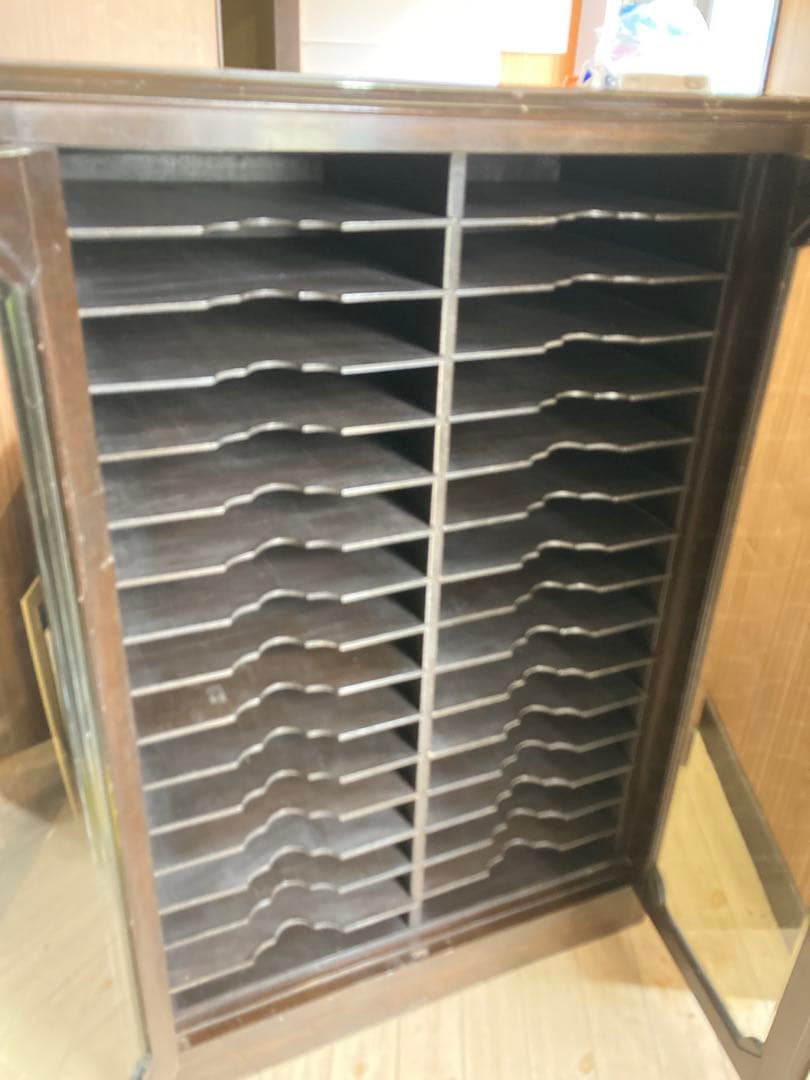 h*e様 レコードキャビネット・レコードラック 木製ガラス扉・アナログ・ヴィンテ