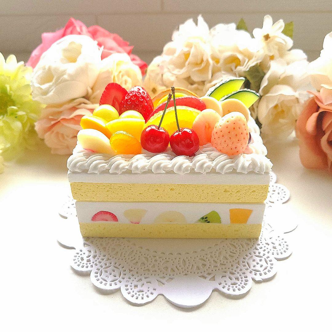ぽむ 様☆フルーツケーキの小物入れ 他☆フェイクスイーツ 食品サンプル