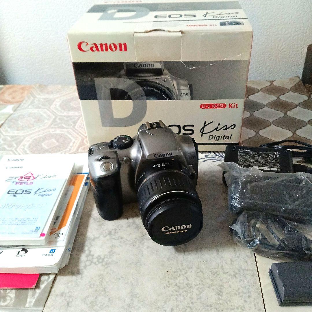 ☆Canon Eos Kiss Digital EF-S 18-55U 一眼レフ