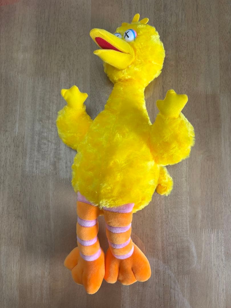 希少！　UNIQLO KAWS✖️セサミストリートぬいぐるみ