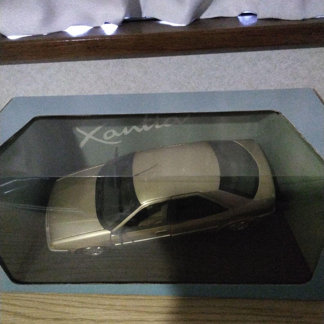 CITOROEN　Xantia　ゴールド　箱あり