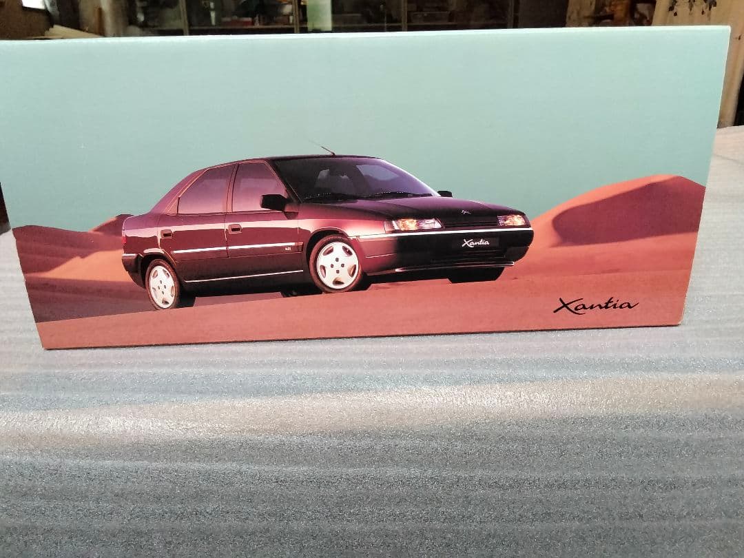 CITOROEN　Xantia　ゴールド　箱あり