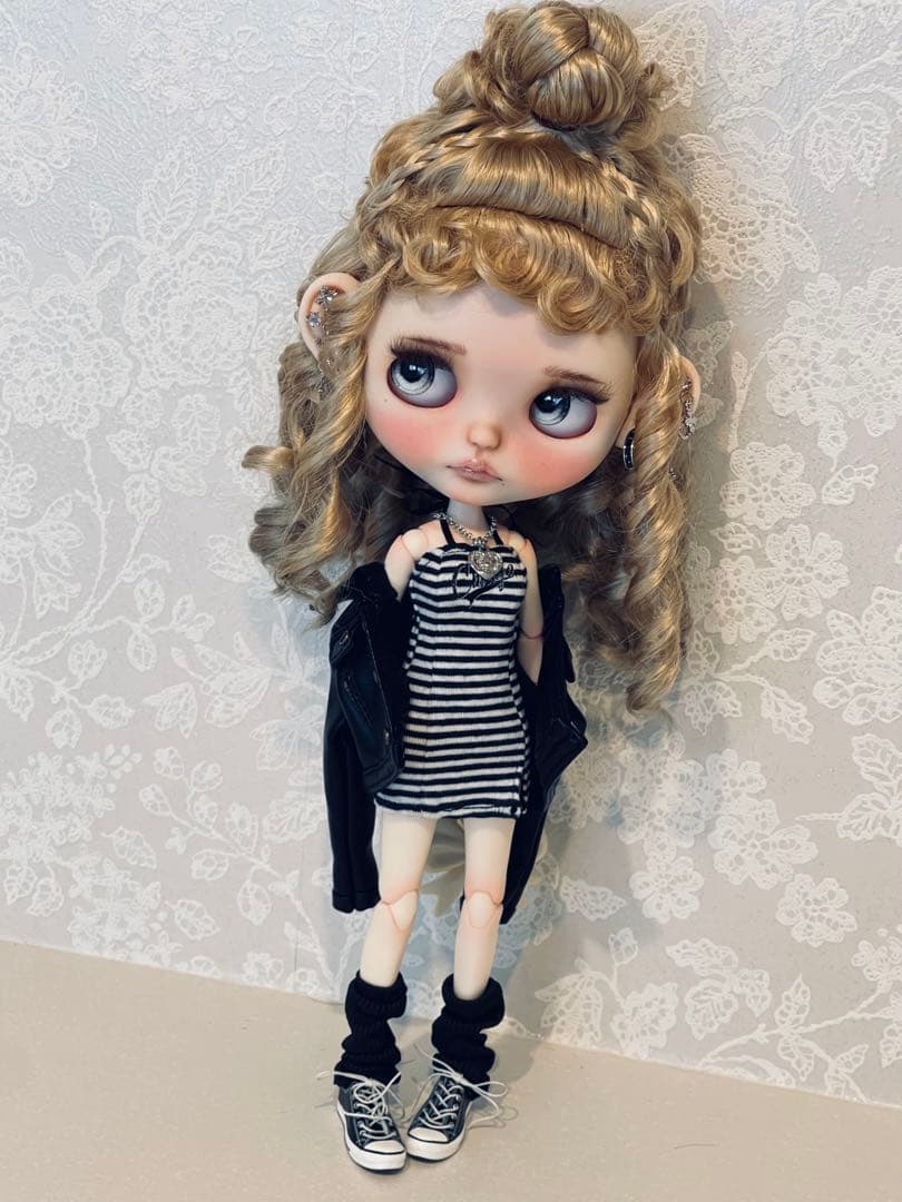 アイシードールカスタム　首傾げymy♡オープンマウス♡モヘアウィッグ