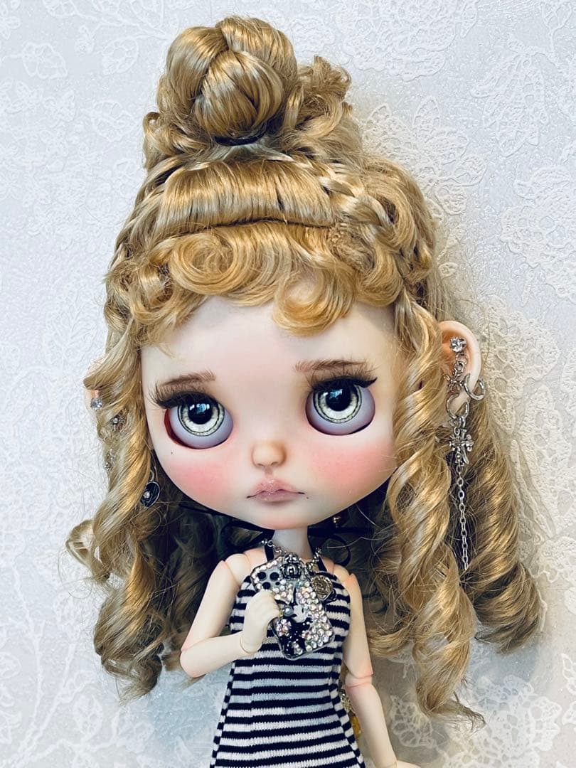 アイシードールカスタム　首傾げymy♡オープンマウス♡モヘアウィッグ