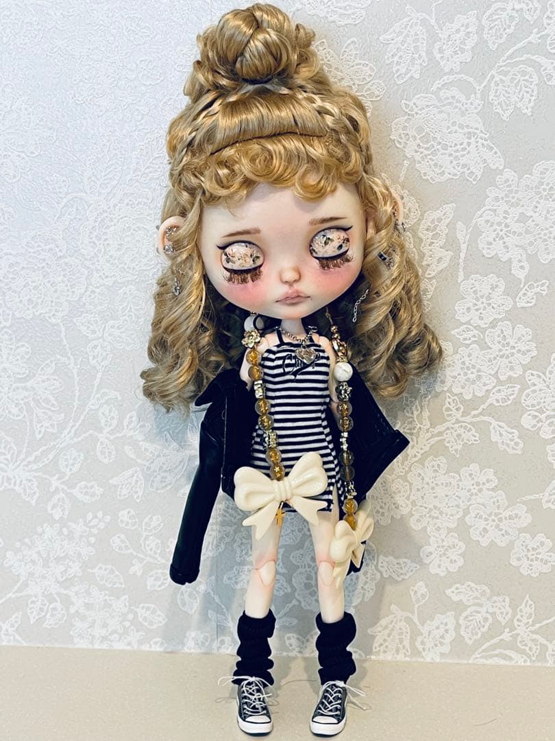 アイシードールカスタム　首傾げymy♡オープンマウス♡モヘアウィッグ