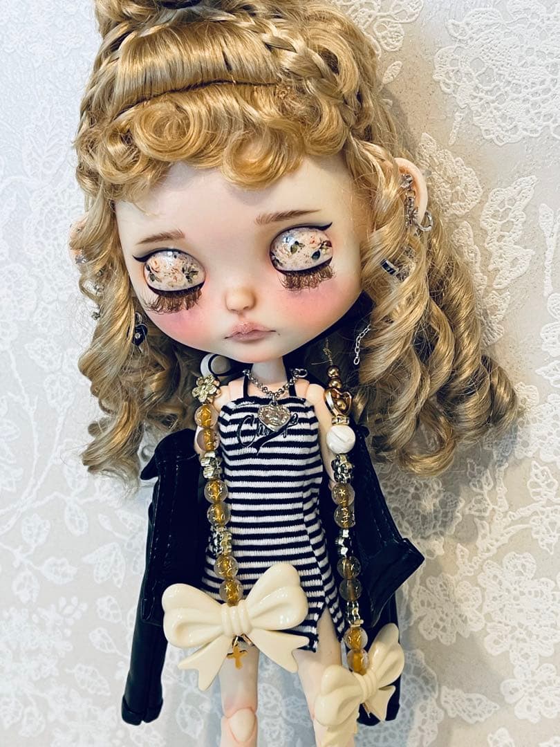 アイシードールカスタム　首傾げymy♡オープンマウス♡モヘアウィッグ