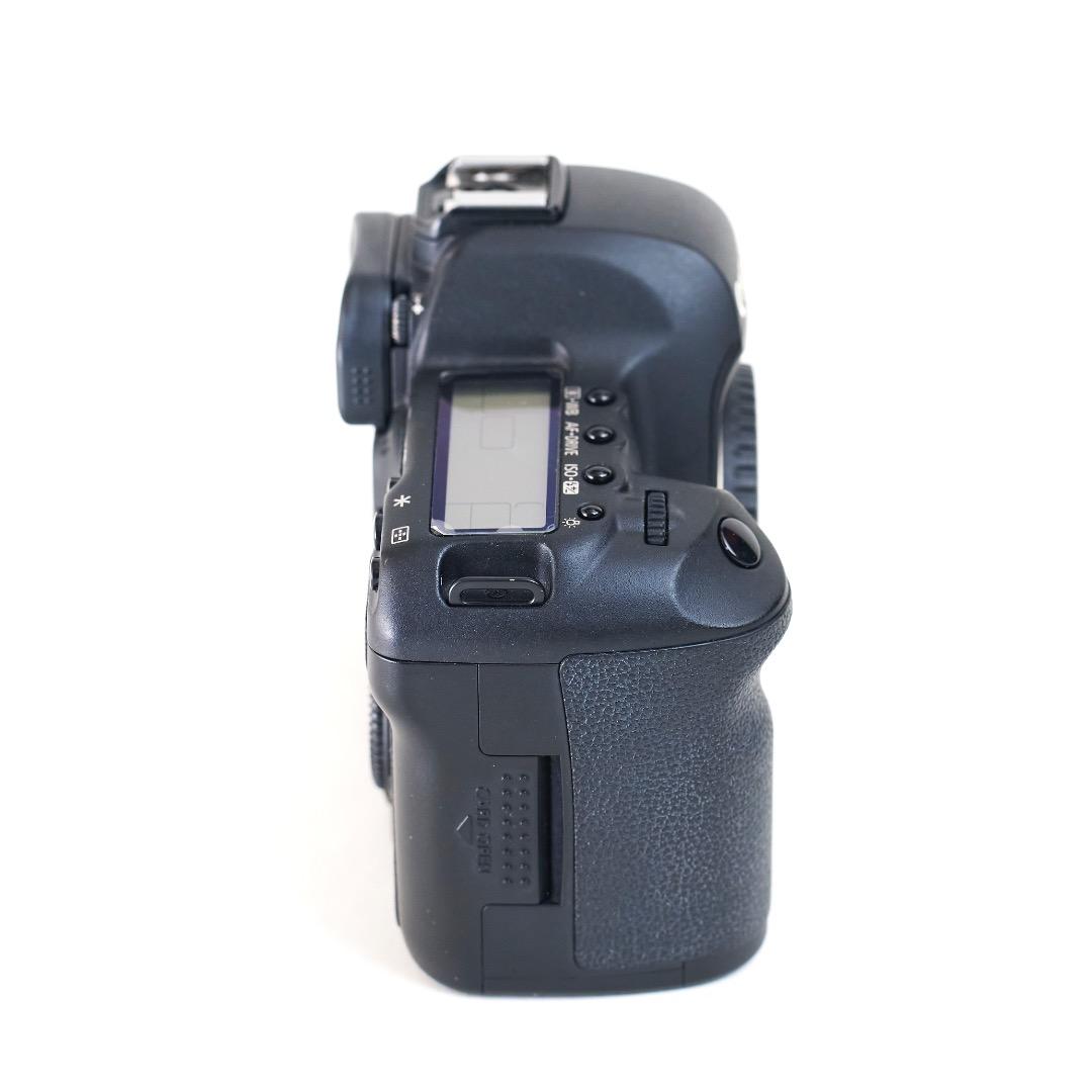 Canon EOS5DMark2　方眼マット