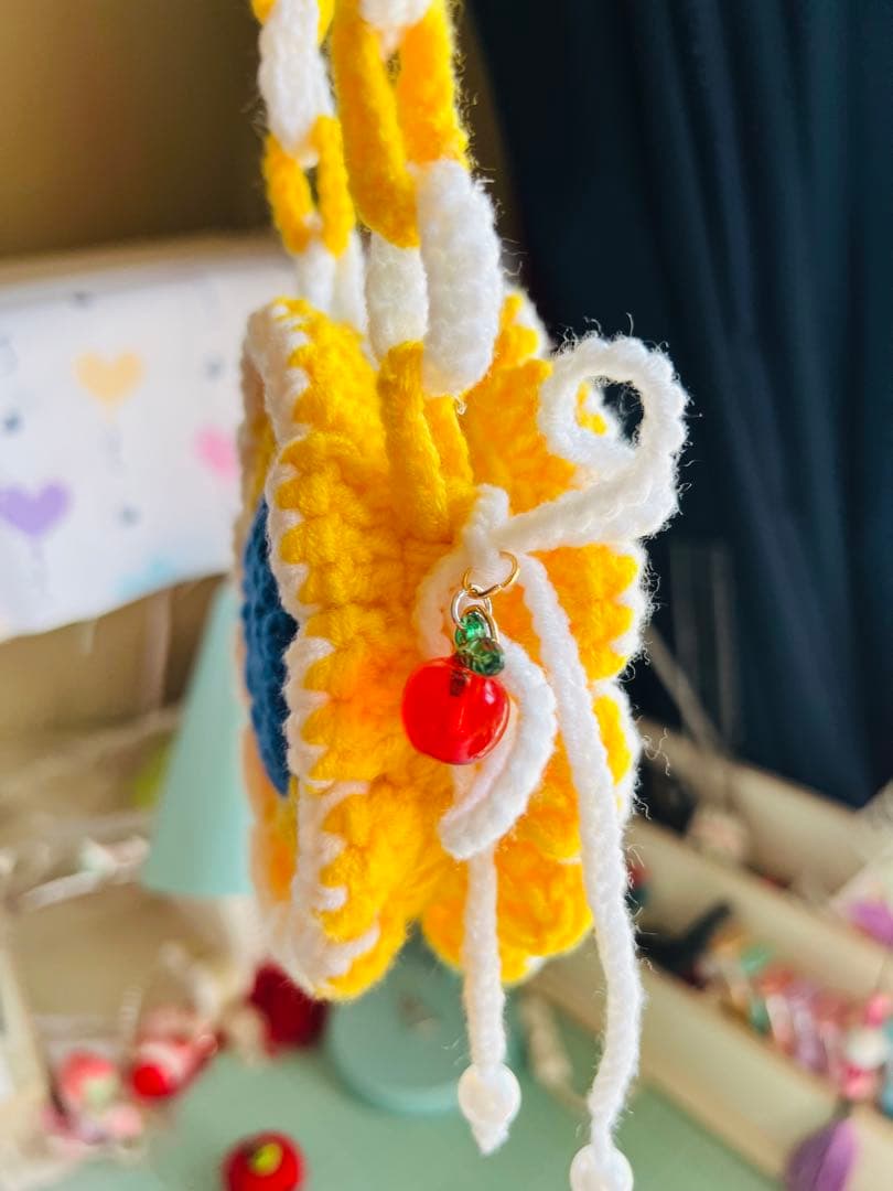 ハンドメイド 白雪姫風 かぎ編みドールセット 25cm りんごバッグ付き