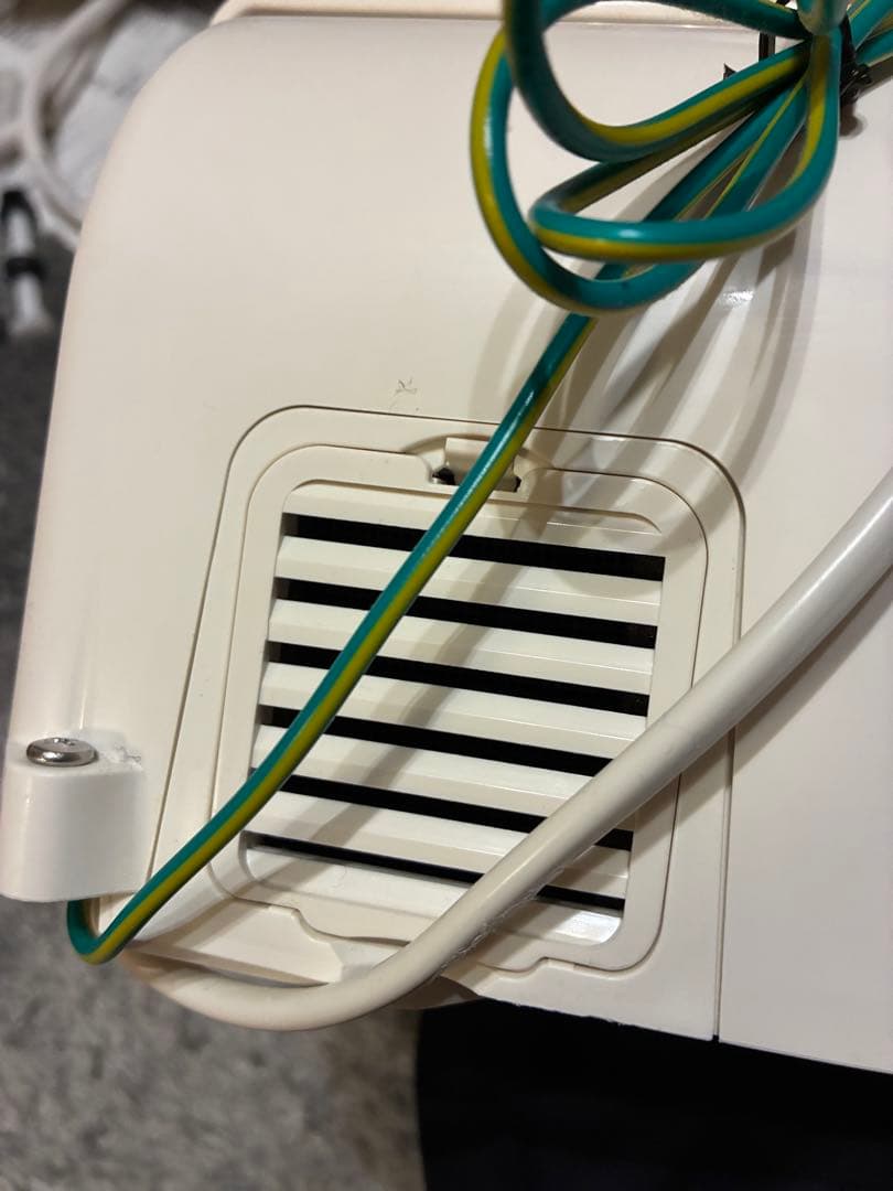 中古　TOSHIBA 温水洗浄便座 SCS-T160S 2024年製