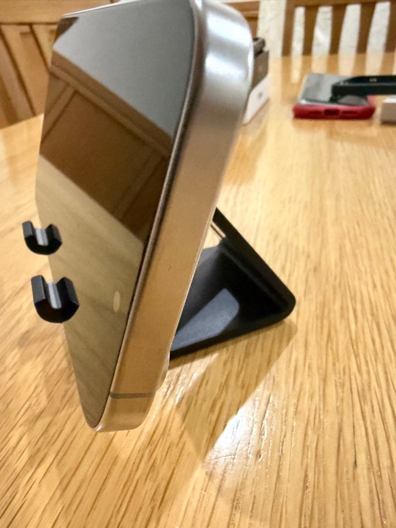 iPhone16Pro ホワイトチタニウム