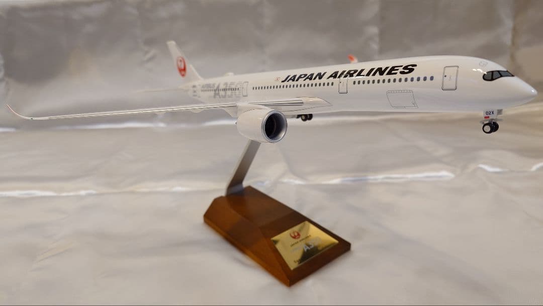 JAL A350-900 2号機 1:200 　シリアル NO.373限定モデル