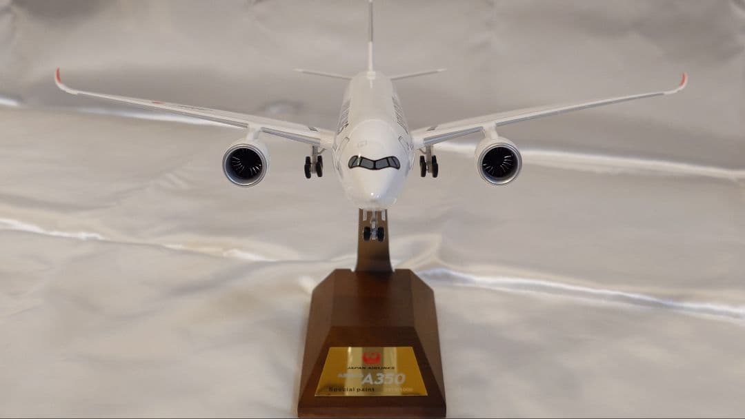 JAL A350-900 2号機 1:200 　シリアル NO.373限定モデル