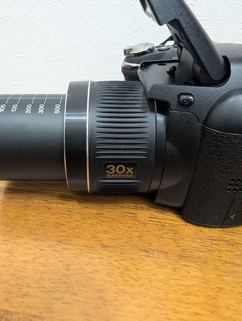 ⭐️トモくん　Fine Pix S4000 デジタルカメラ　美品！