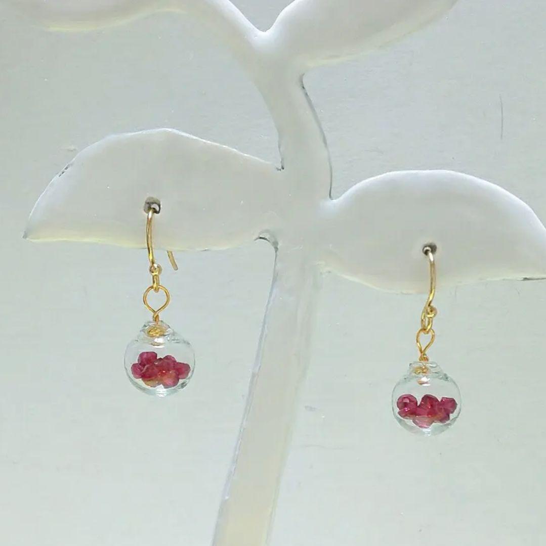 【537】ガラスドームのピアス／イヤリング