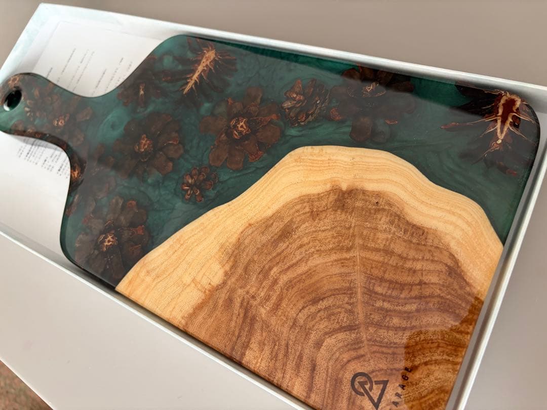 皿・プレート 8A GARAGE Resin Cutting Board Holiday