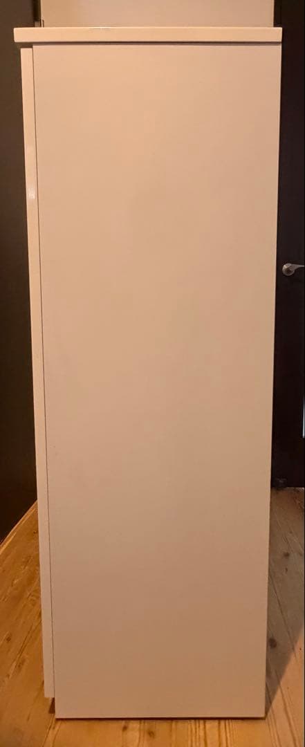 早い者勝ち‼️送料込‼️ニトリ　レンジボード 食器棚　コンセント付き　スライド付　白