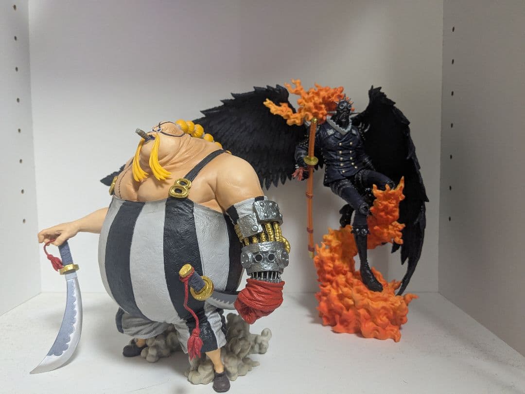 【箱有り】一番くじ ワンピース 龍と袂を連ねし猛者たち キング クイーン魂豪示像