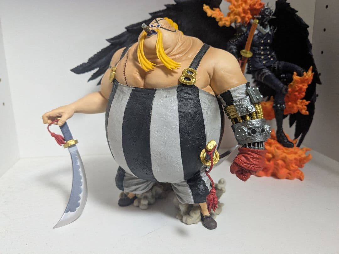 【箱有り】一番くじ ワンピース 龍と袂を連ねし猛者たち キング クイーン魂豪示像