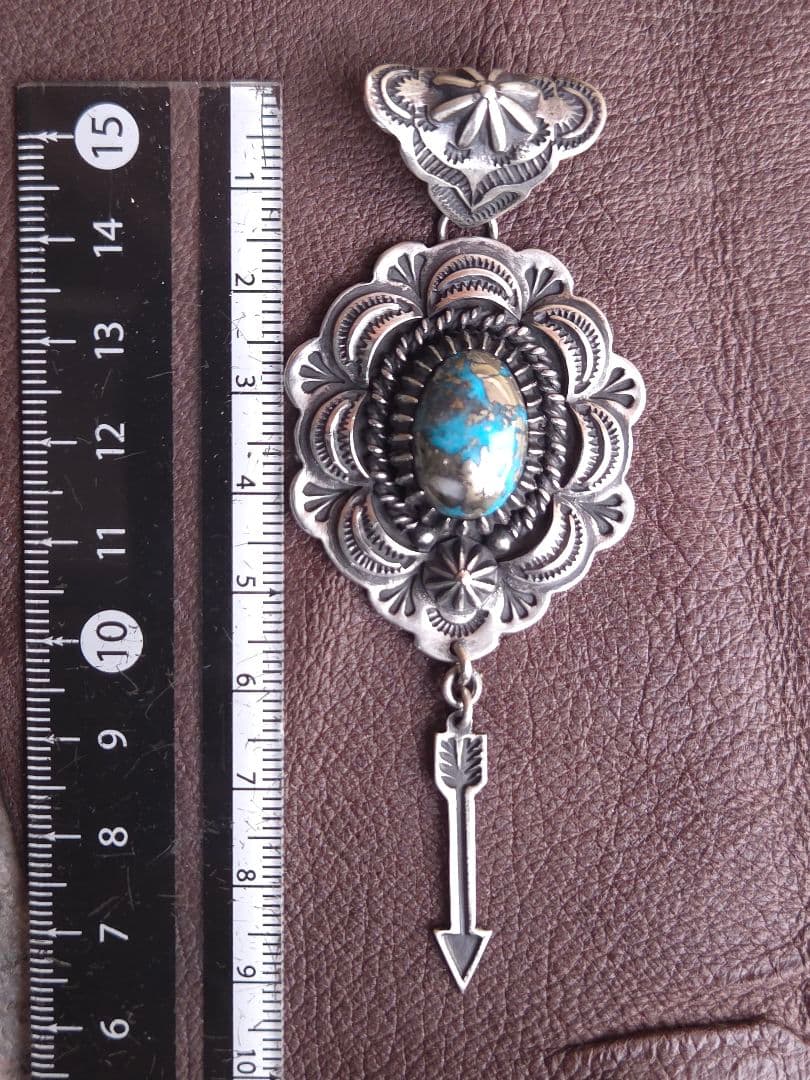 インディアンジュエリースタイル　パージャン　ターコイズ　ペンダント　ナバホ風