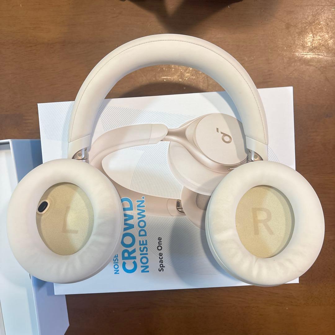 soundcore SpaceOne Anker ワイヤレスヘッドホン　ホワイト