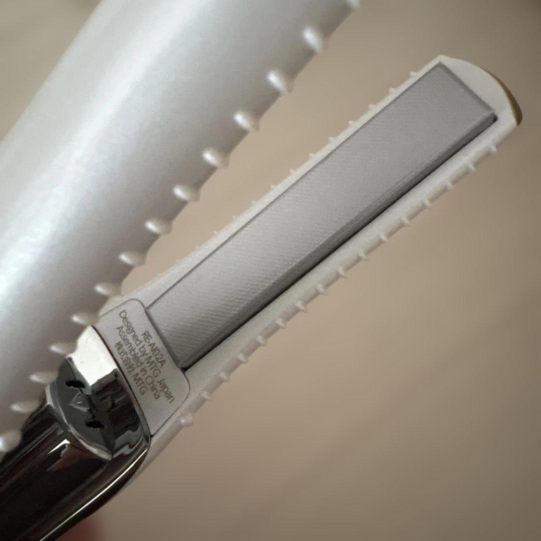 【早い者勝ち】ReFa フィンガーアイロン ホワイト