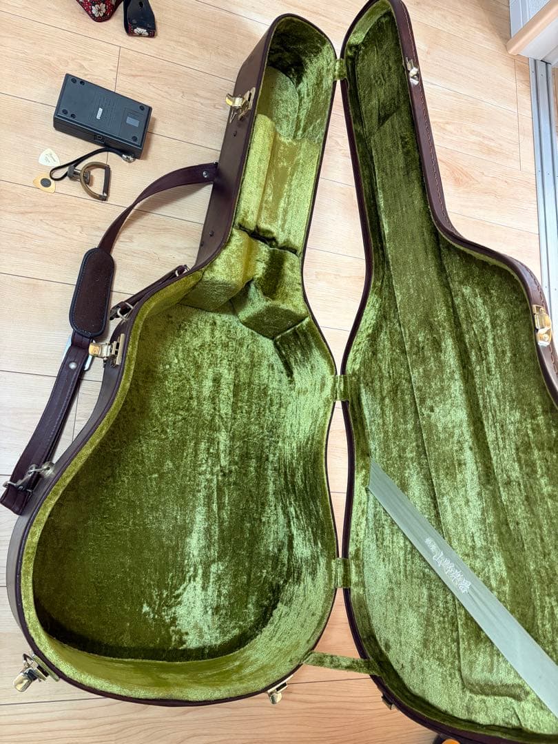 ギター Cat's Eyes CE-600