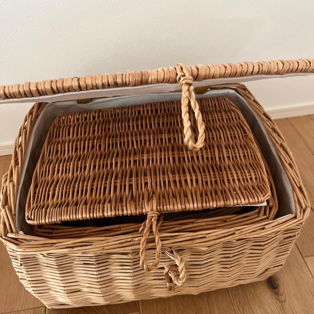 籐製バスケット3つセット　ピクニックバスケット　かご　籠　バスケット