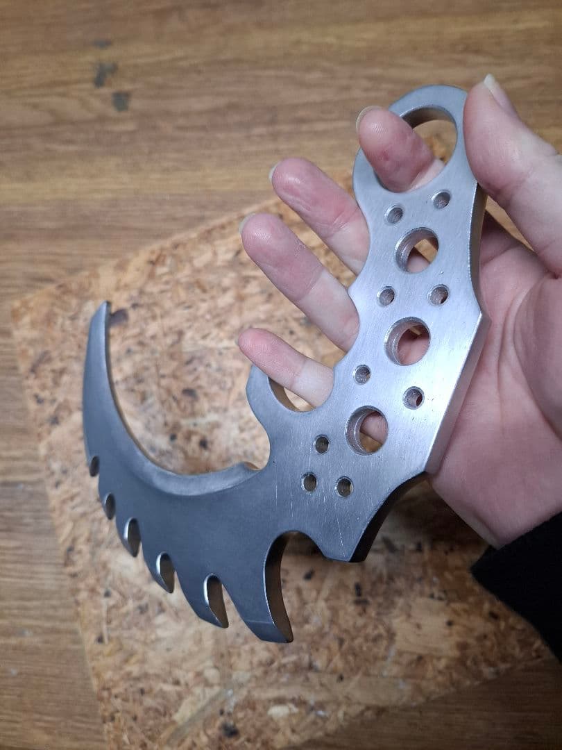 トレーニング　カランビット