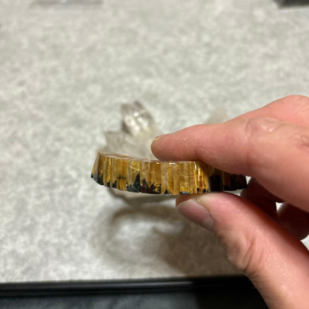 太陽放射ルチル　タイチンルチル　内径17センチ　針みっちり