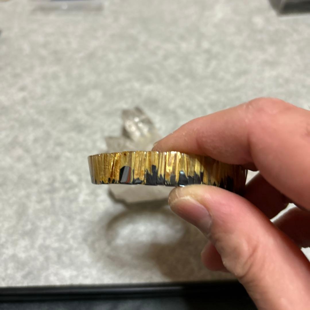 太陽放射ルチル　タイチンルチル　内径17センチ　針みっちり