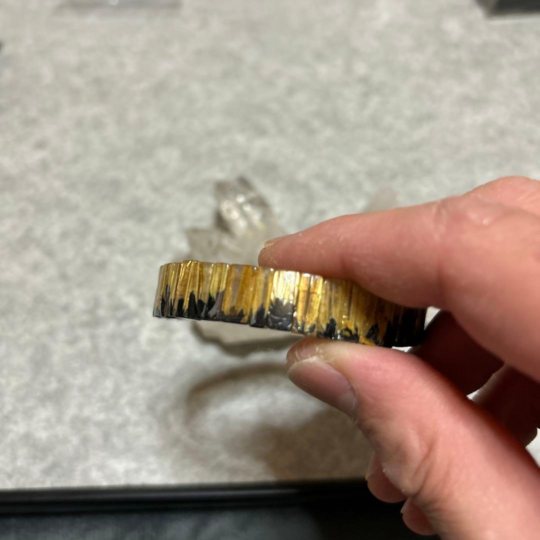 太陽放射ルチル　タイチンルチル　内径17センチ　針みっちり