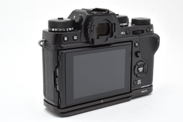 【美品】FUJIFILM 富士フィルム X-T2 ボディ《ショット数4501回》