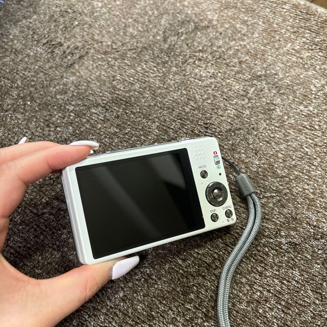 【お値下げ中！】Panasonic DMC-SZ7 コンパクトデジタルカメラ