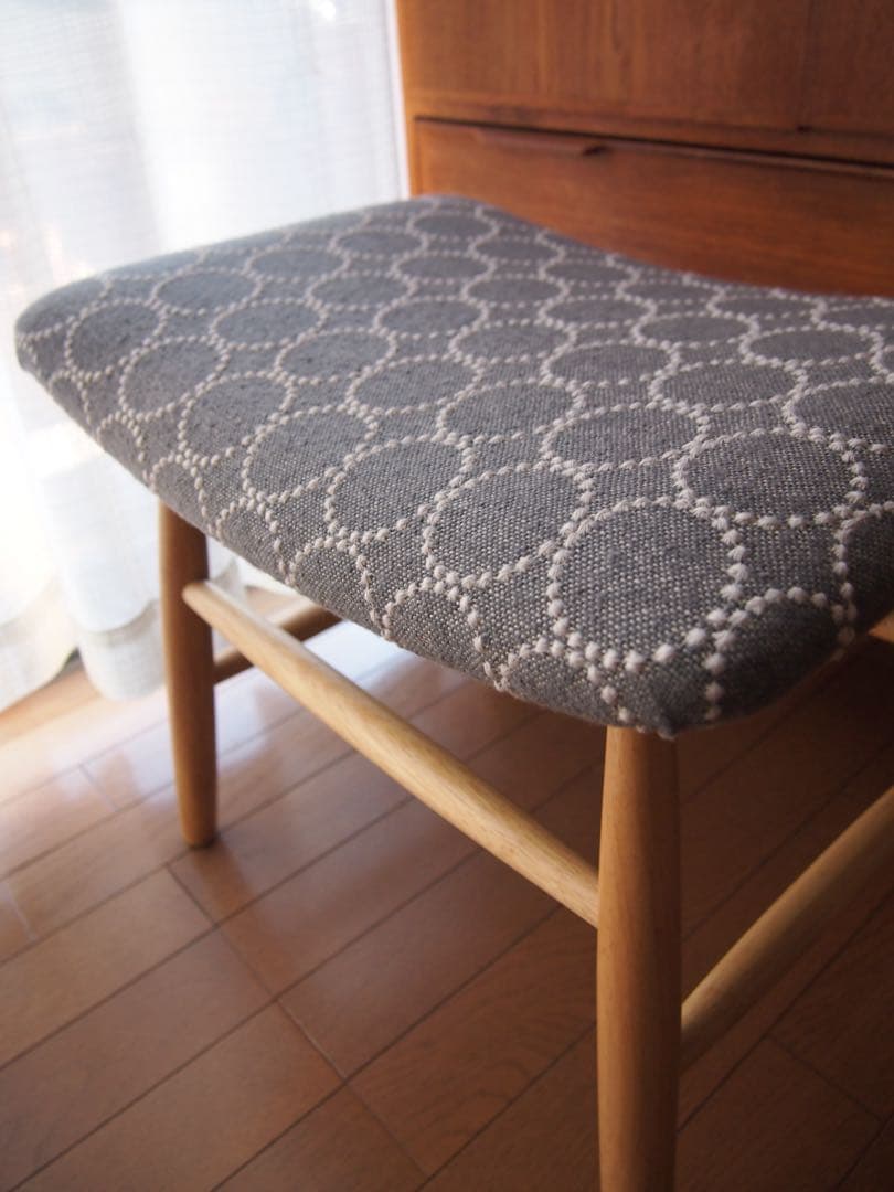 ミナペルホネン 秋田木工 剣持スツールE ナラ材 希少 タンバリン チェア 生地