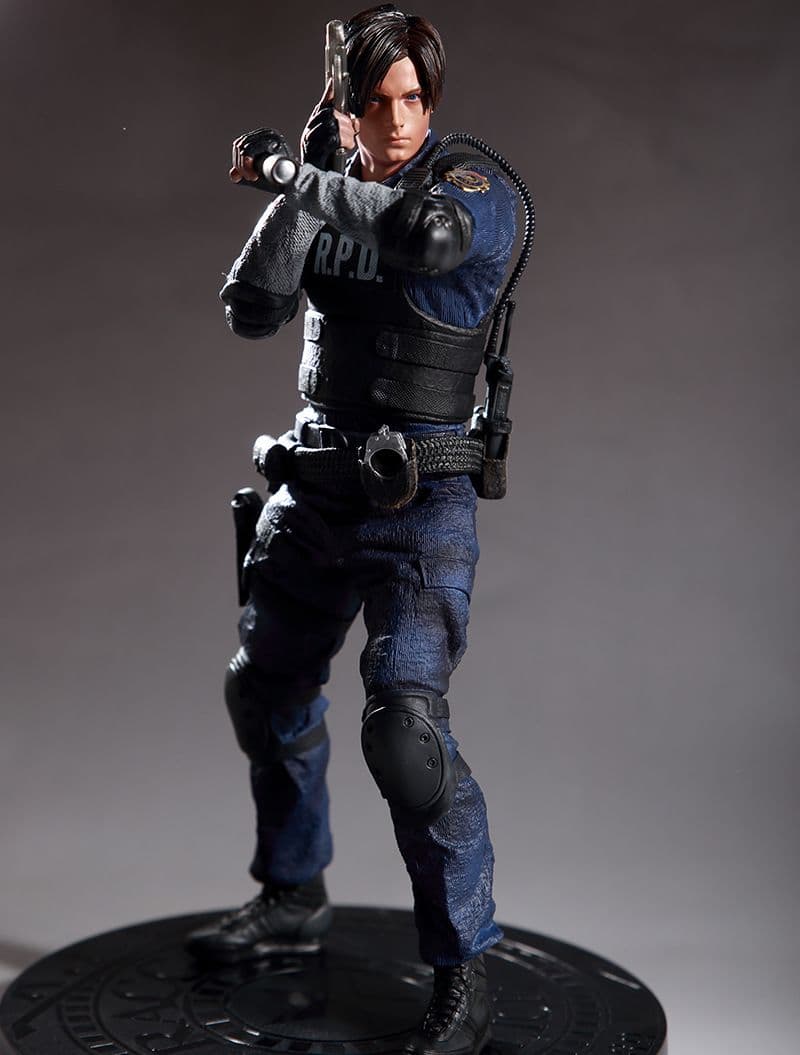 ★未使用 BIOHAZARD レオン 1/6 フィギュア ホラー バイオハザード