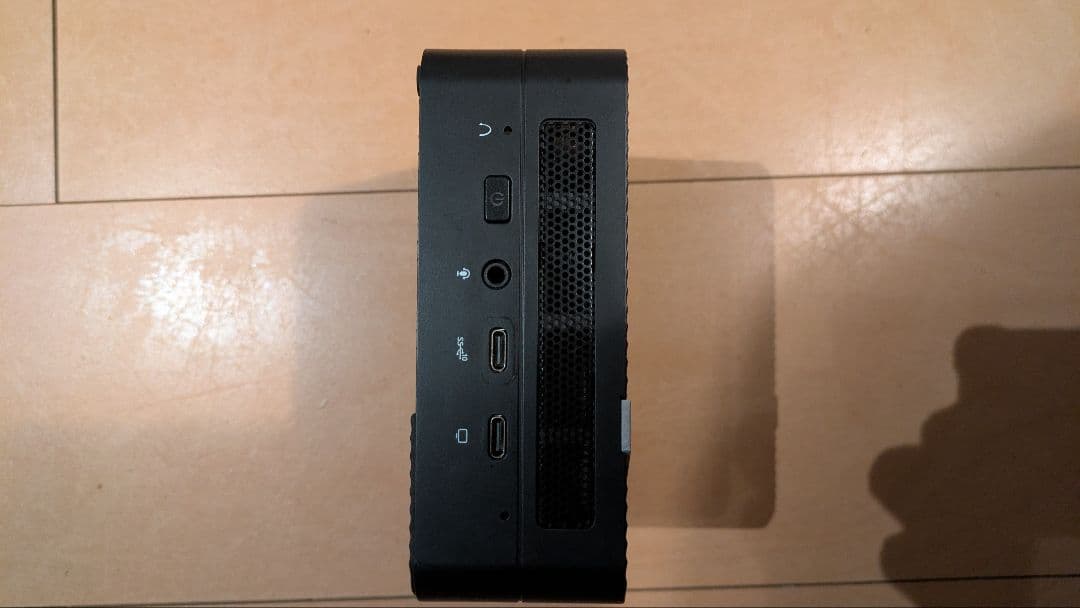 MINISFORUM UM560 Ryzen5 16GB 512GB 付属品完備