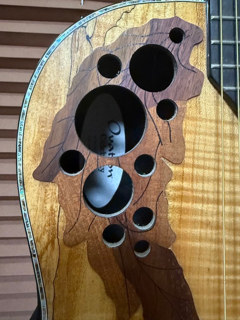Ovation Celebrity CE44P-SM エレアコギター
