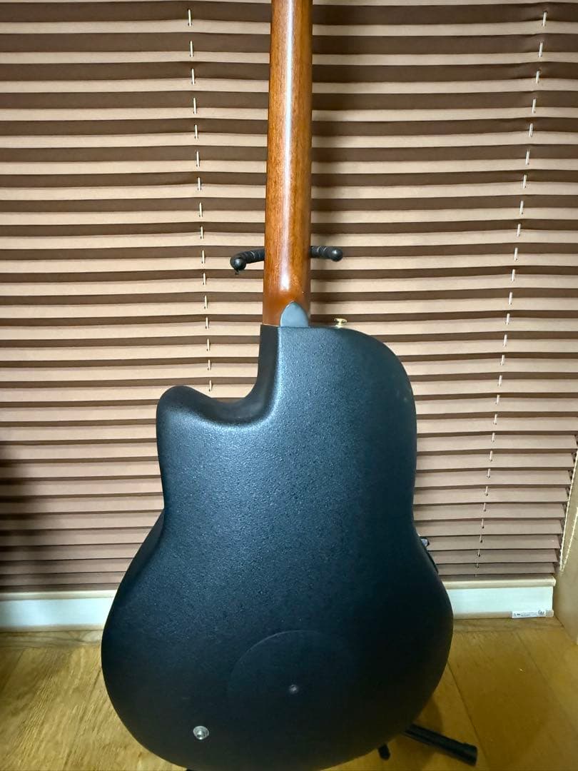 Ovation Celebrity CE44P-SM エレアコギター