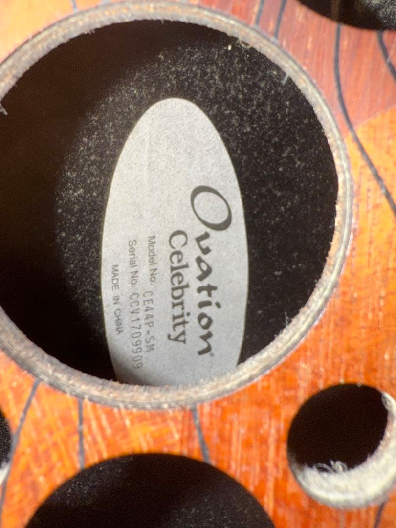 Ovation Celebrity CE44P-SM エレアコギター