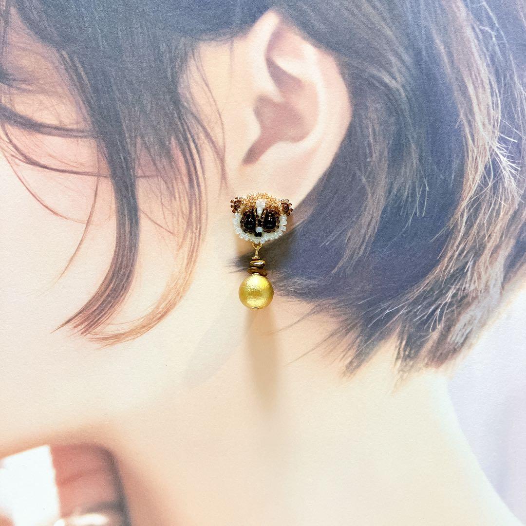 専用★リスザル　スローロリス　ビーズ刺繍ピアス　アニマルハンドメイドアクセサリー