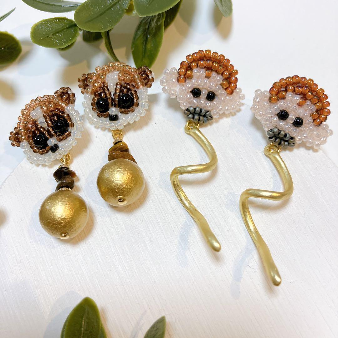 専用★リスザル　スローロリス　ビーズ刺繍ピアス　アニマルハンドメイドアクセサリー