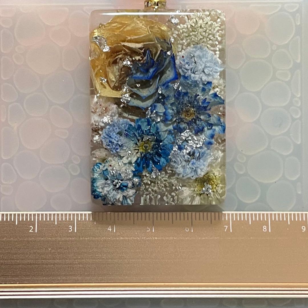 ★在庫SALE★ ネックレス　ペンダント　長方形　blue ハンドメイド　レジン