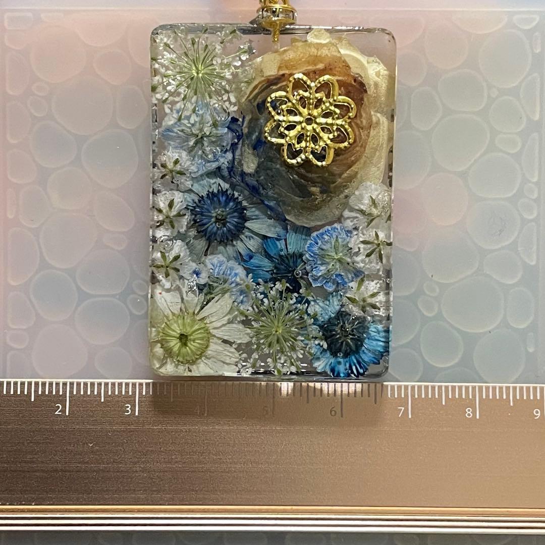 ★在庫SALE★ ネックレス　ペンダント　長方形　blue ハンドメイド　レジン