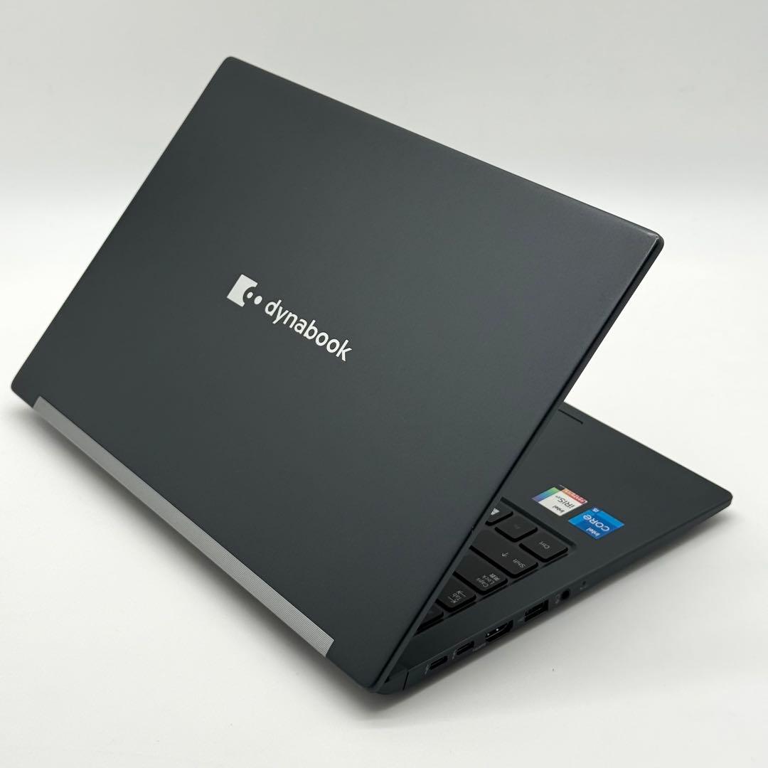 超美品 dynabook 12世代i5 16GB 新品SSD512 2023年製