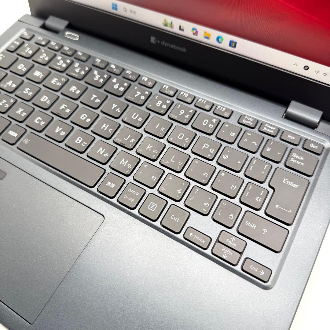 超美品 dynabook 12世代i5 16GB 新品SSD512 2023年製
