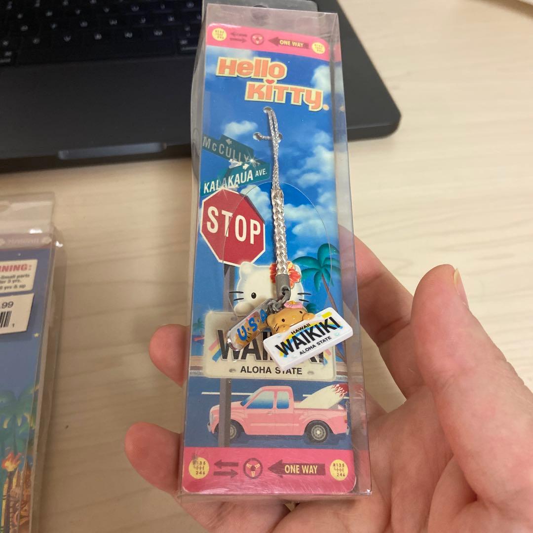 Hello Kitty 地域限定キティ　ハワイ ストラップ　2個セット
