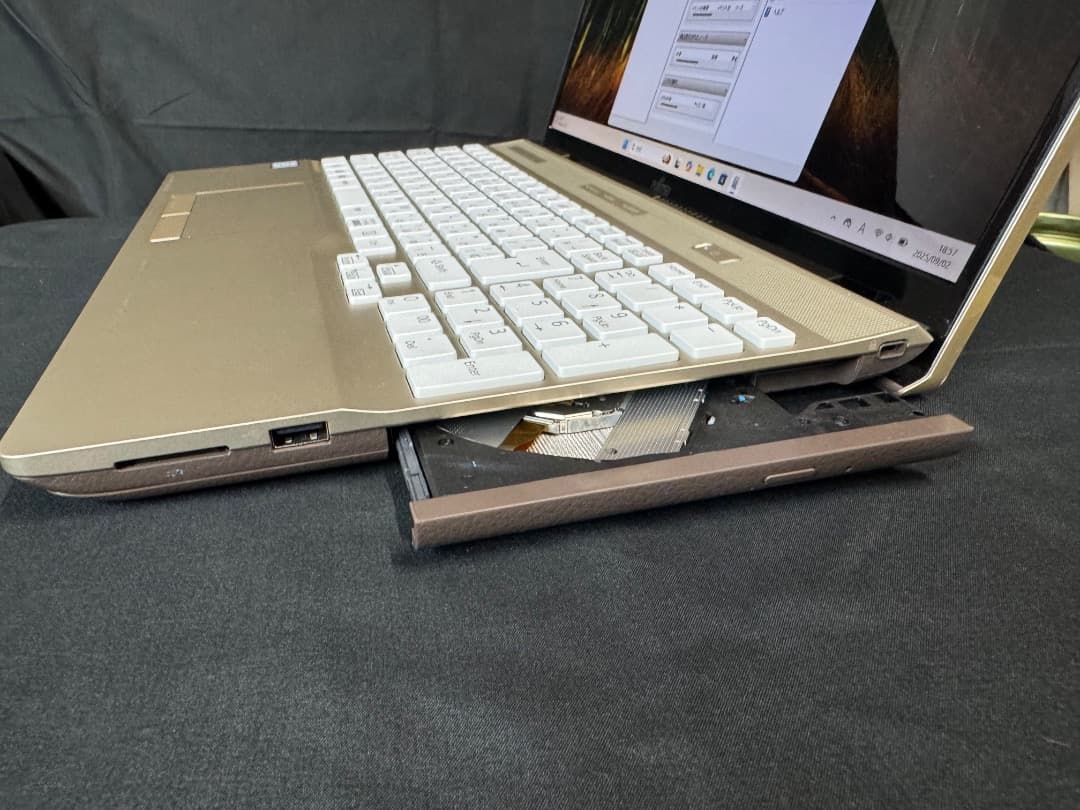 FMV LIFEBOOK AH45/B3 Windows11 ノートパソコン