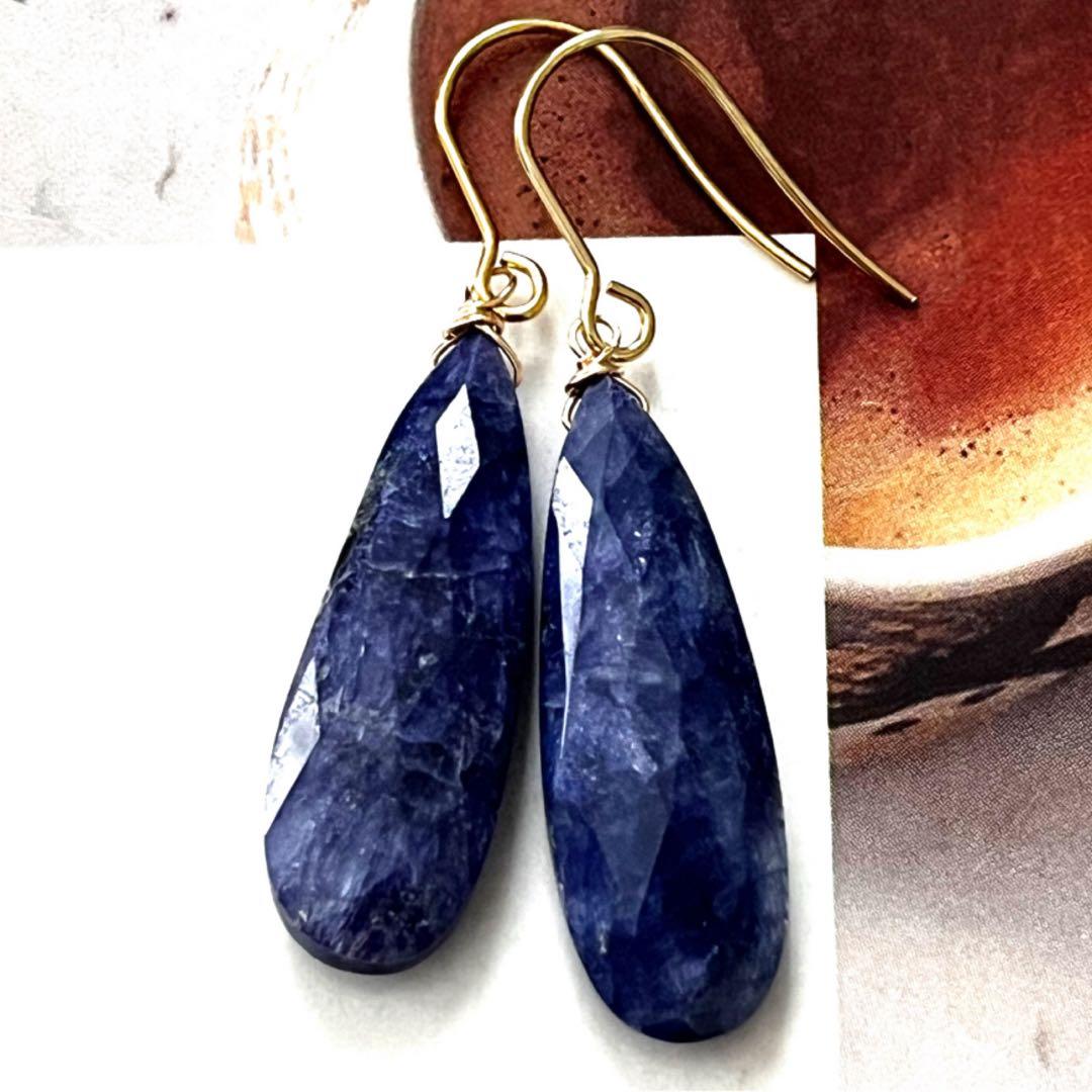 1点作品☺︎ ロングペアシェイプサファイアピアス イヤリングに変更可能☺︎