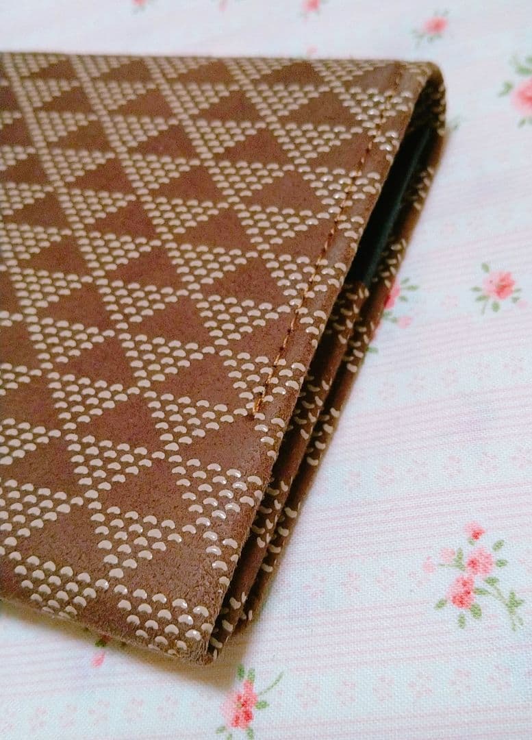 印傳屋 長財布 波うろこ柄 茶×白