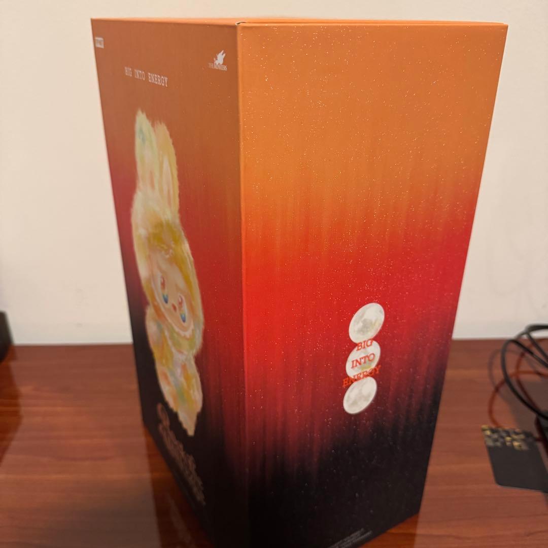 ぬいぐるみ Labubu Rock the universe